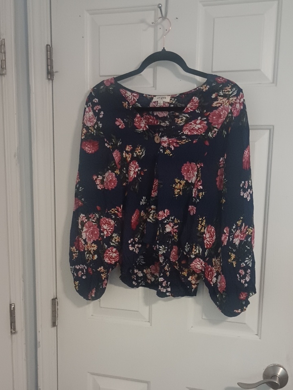 Umgee Navy Floral Peasant Top